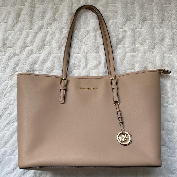 Michael Kors Handbags - Michael Kors Tote